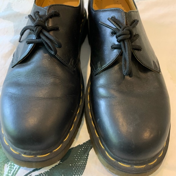 Dr Martens like new shoes - Picture 4 of 8
